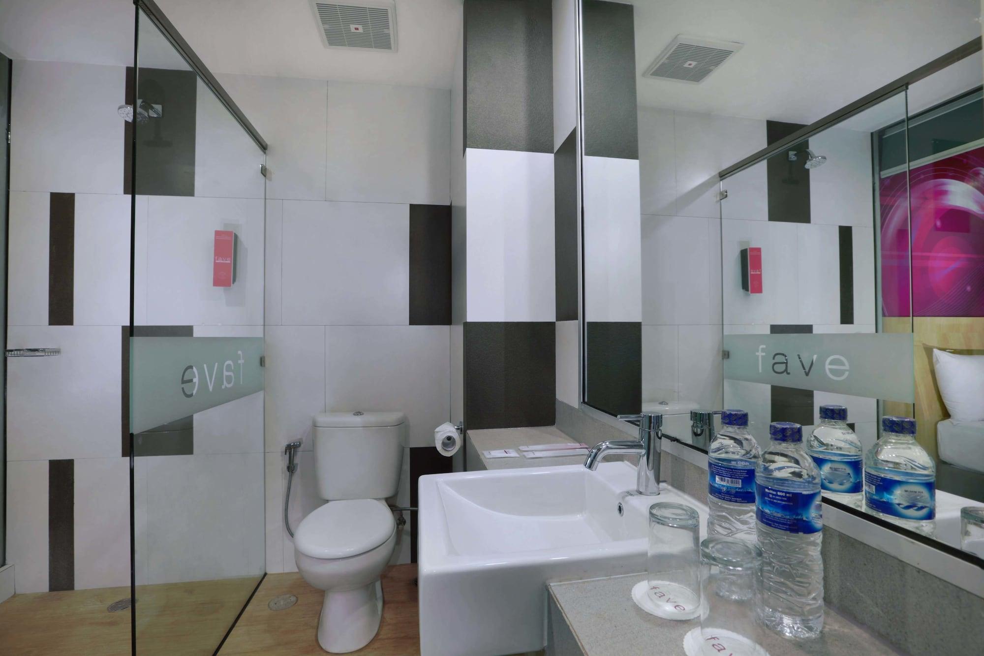 Favehotel Ahmad Yani Banjarmasin Екстер'єр фото